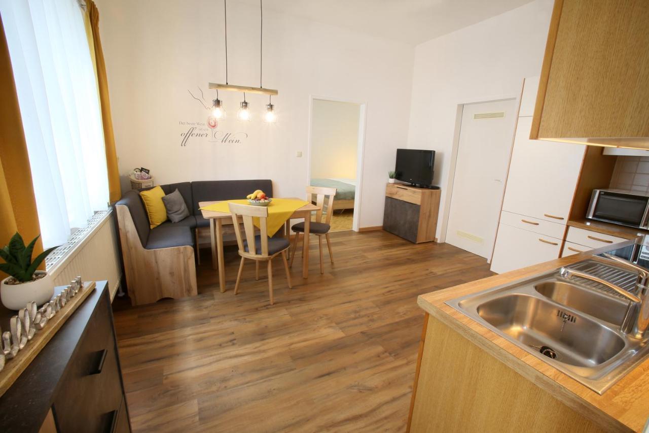 ניוסדיל אם סי Appartment Weinbau Muellner מראה חיצוני תמונה